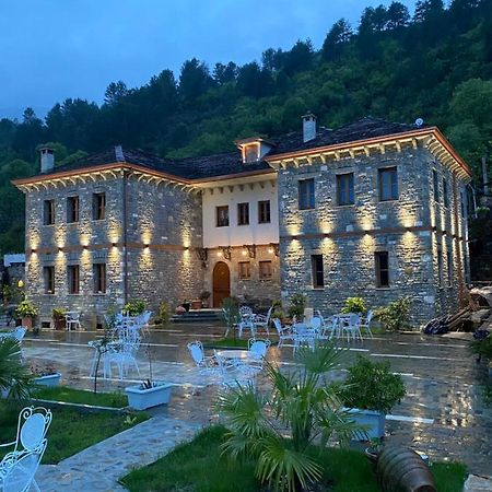 Hotel Kaso Ervehe Përmet Exterior foto