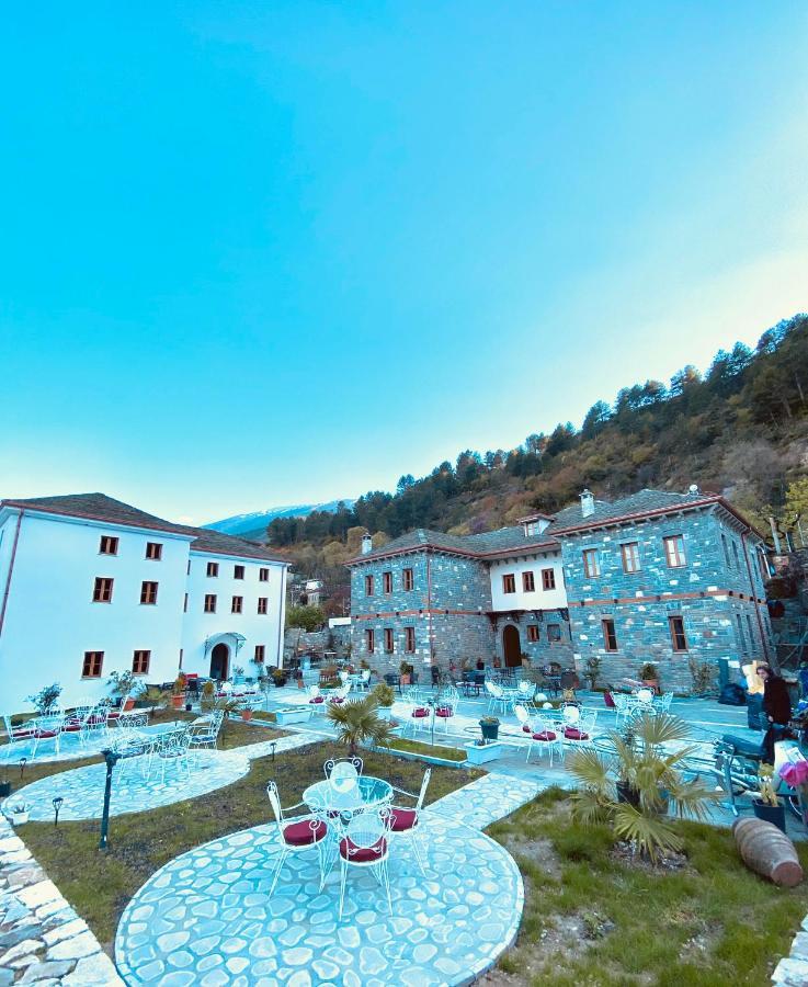 Hotel Kaso Ervehe Përmet Exterior foto